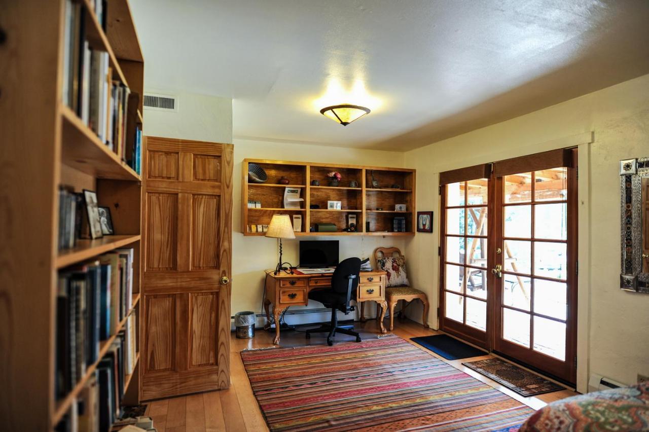 Appartement Heart And Wings Retreat Center à Silver City Extérieur photo